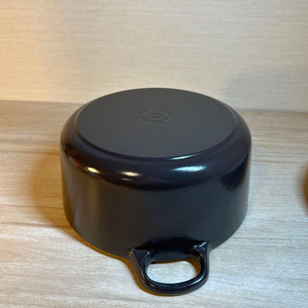 ルクルーゼ　ココットロンド　22cm 両手鍋　鍋