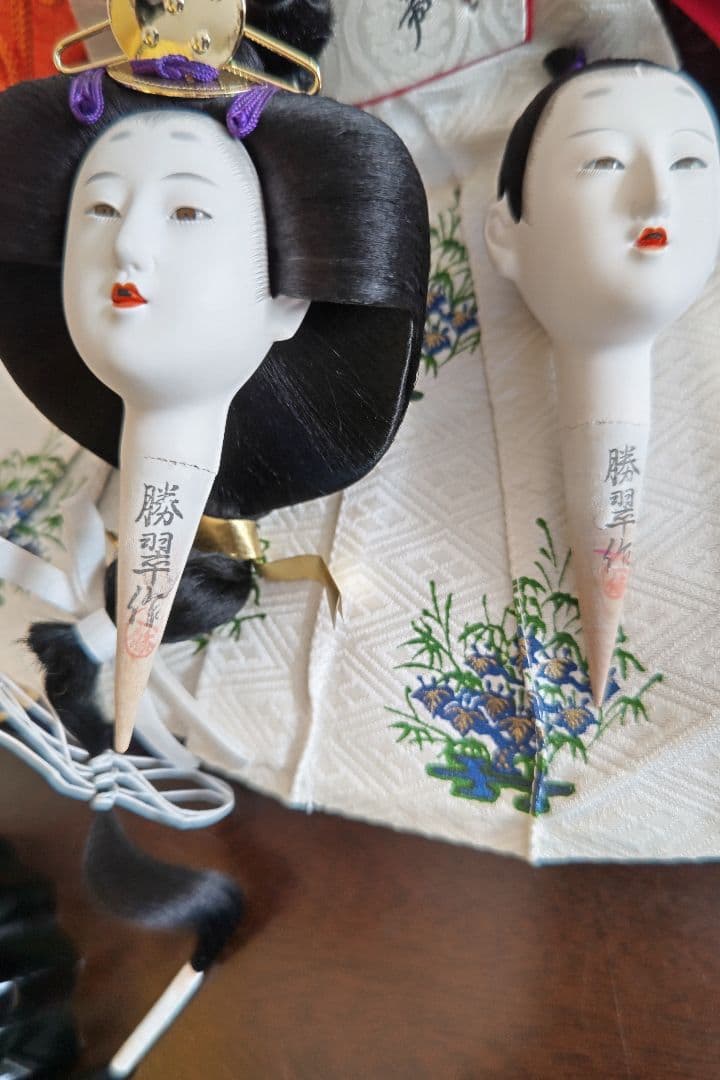 7段飾り全セット70万円の、お内裏さま、台座、屏風、木製大型雪洞