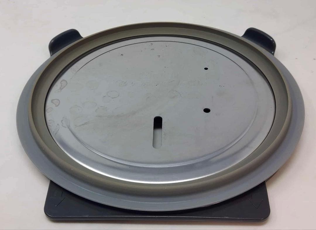 TOSHIBA 真空圧力IHジャー炊飯器 5.5合炊き RC-10VSP