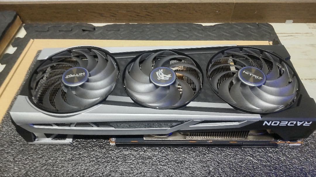 グラフィックボード・グラボ・ビデオカード RADEON RX 6800 XT SAPPHIRE NITRO+