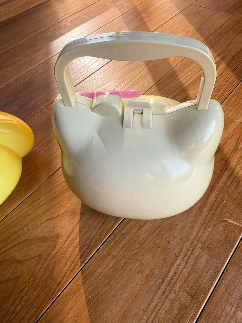 ポムポムプリン ハローキティ小僧寿しコラボ　弁当箱 サンリオ