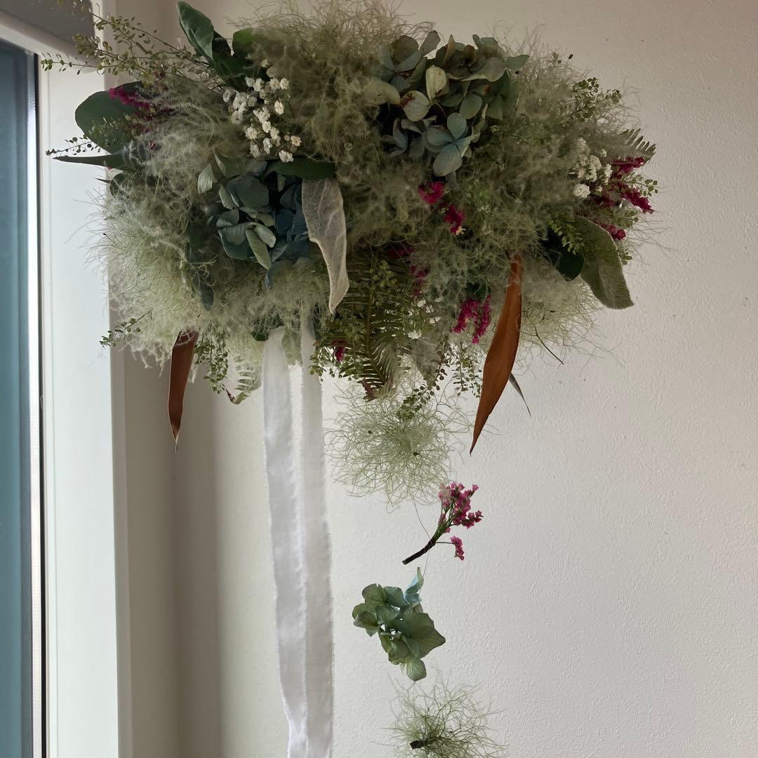 スモークツリー とアンティーク紫陽花　エリンジウムのフライングリース　グレビレア