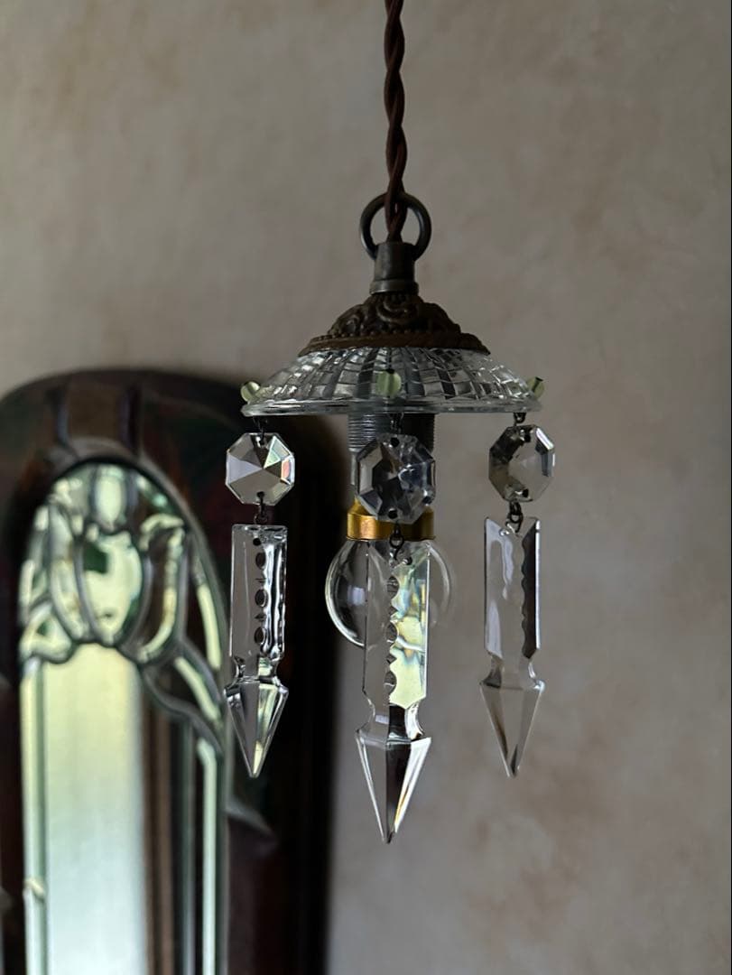 20's フランス アンティーク 希少なスピアドロップの可愛いミニシャンデリア＊