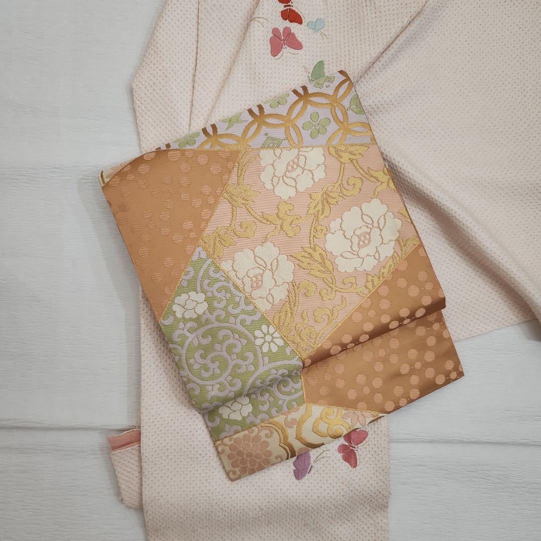 未使用に近い　総絞り刺繍訪問着　蝶々　淡い桜色　付け下げ　阪急扱い　正絹