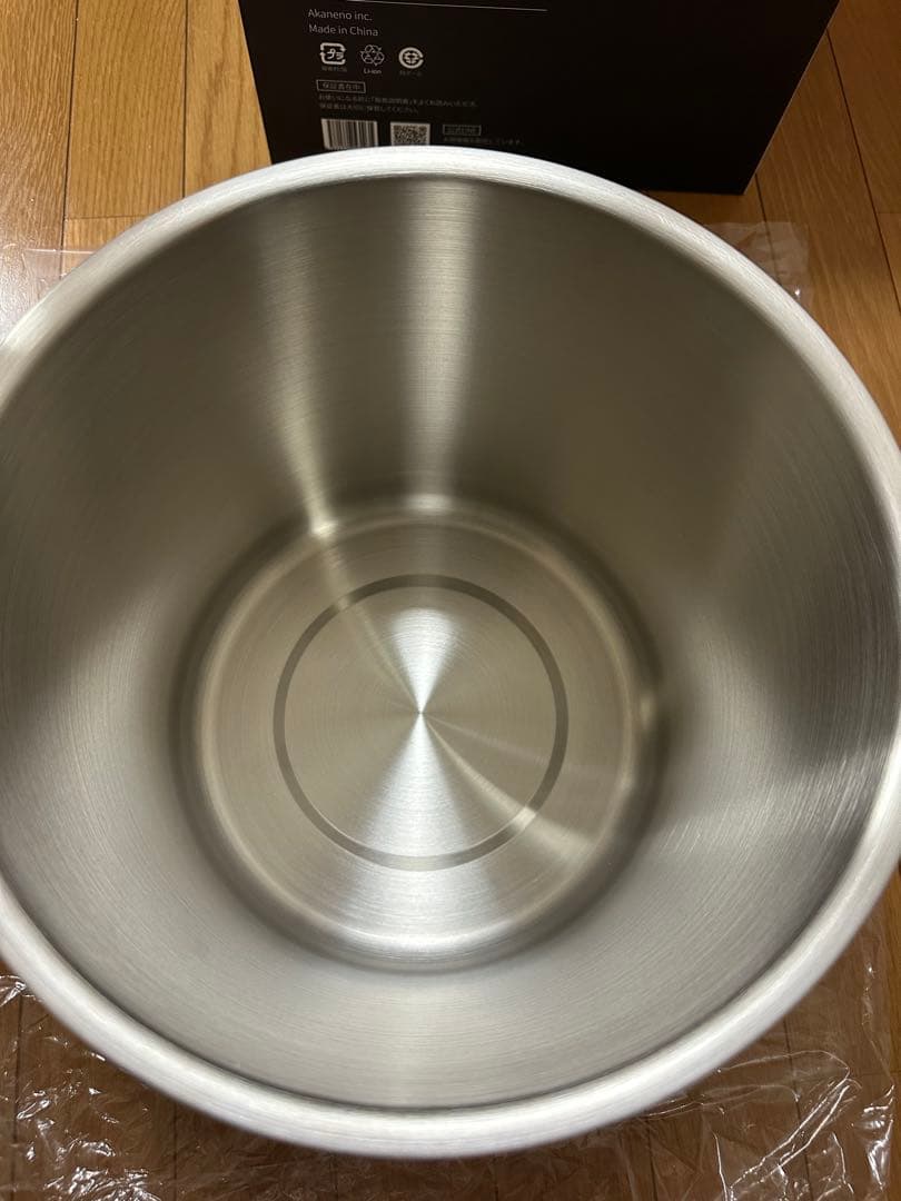 OoBLE 真空保存容器 13L ホワイト　⭐︎少しの訳あり⭐︎