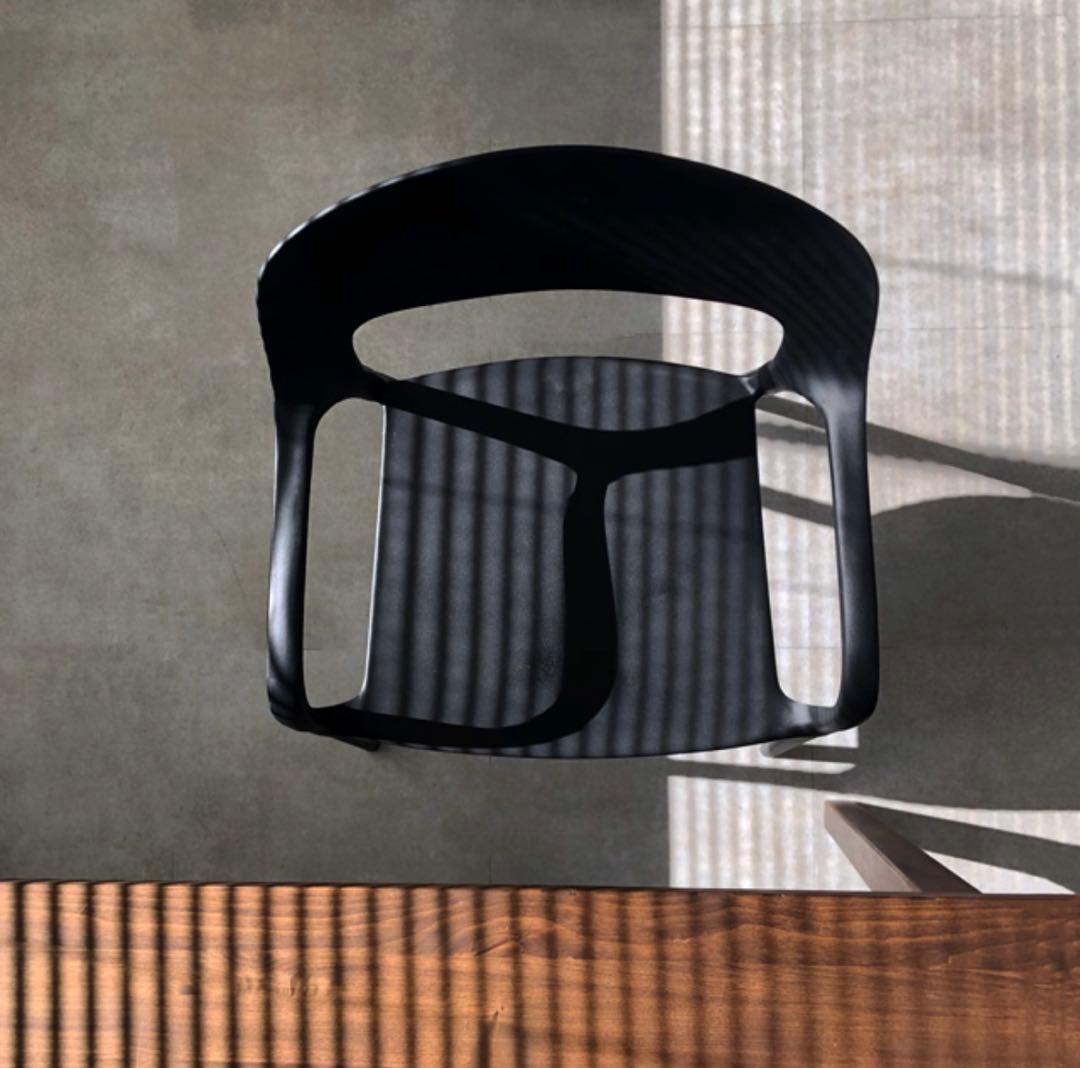 ブラック アーム付きダイニングチェア　ART OF BLACK 2脚セット