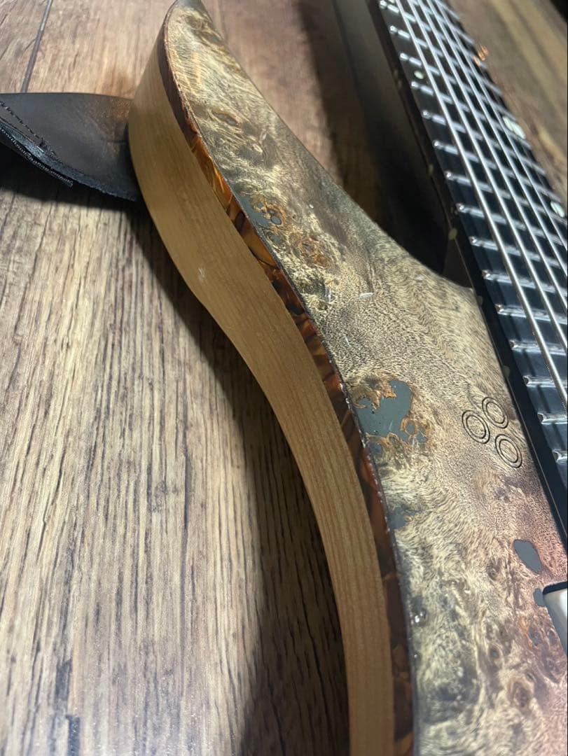 GOC illumina 8弦 ヘッドレス strandberg