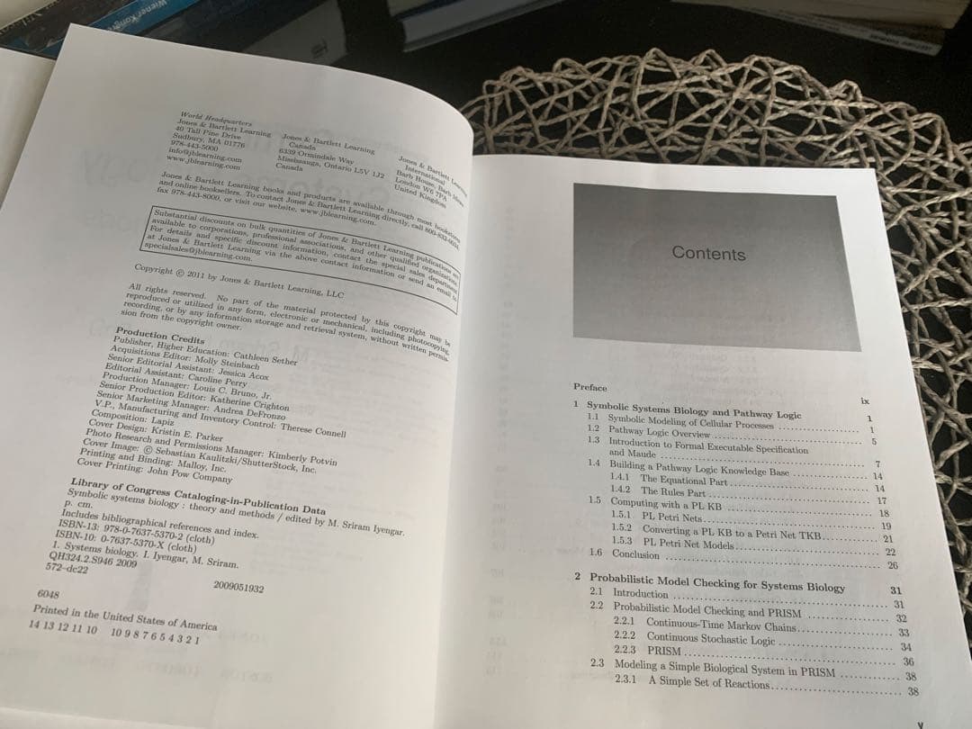 洋書 SYMBOLIC SYSTEMS BIOLOGY Hardcover