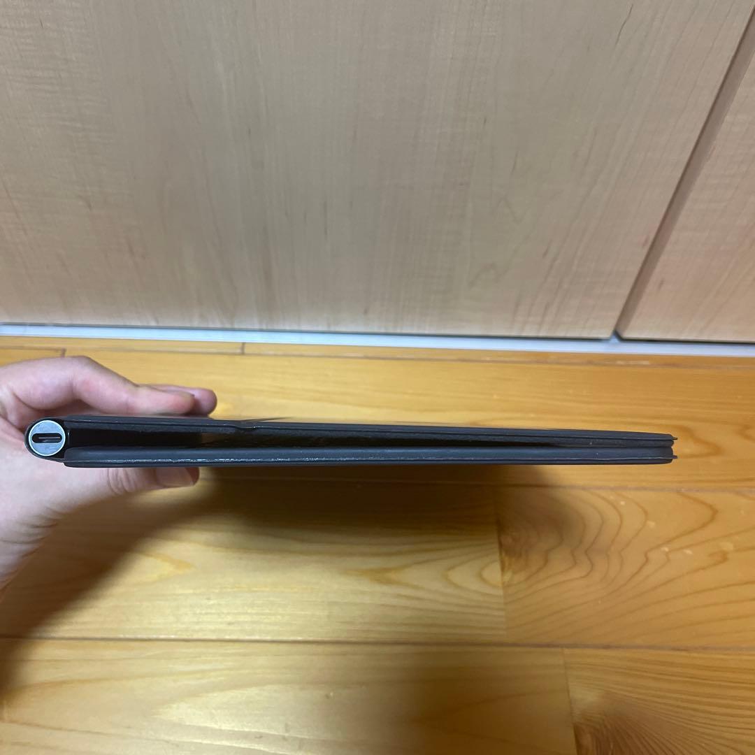 【iPad air 10.9 Magic Keyboard(純正)】A2261