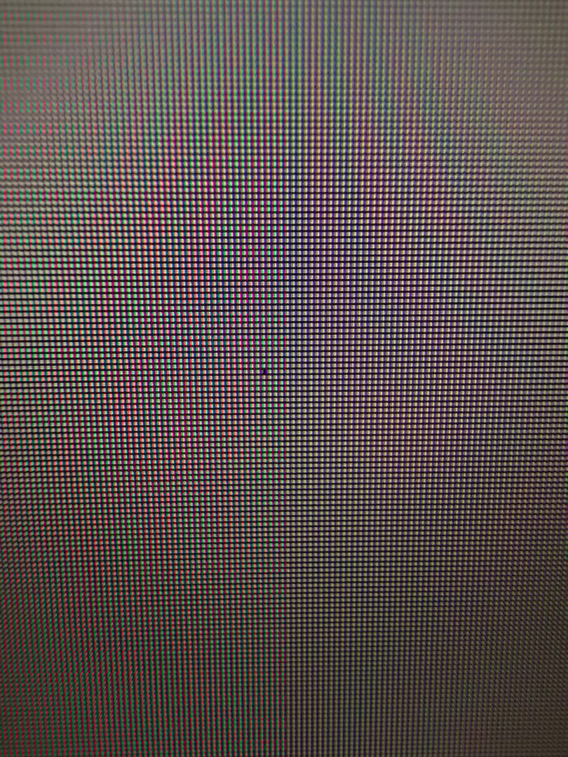 ディスプレイ・モニター本体 Gigabyte M32U