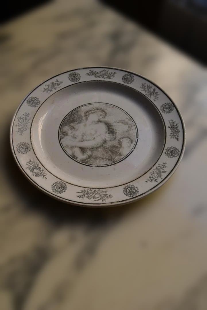 初期クレイユ　ファイアンスフィーヌ　良い風合いの皿　フランスアンティーク