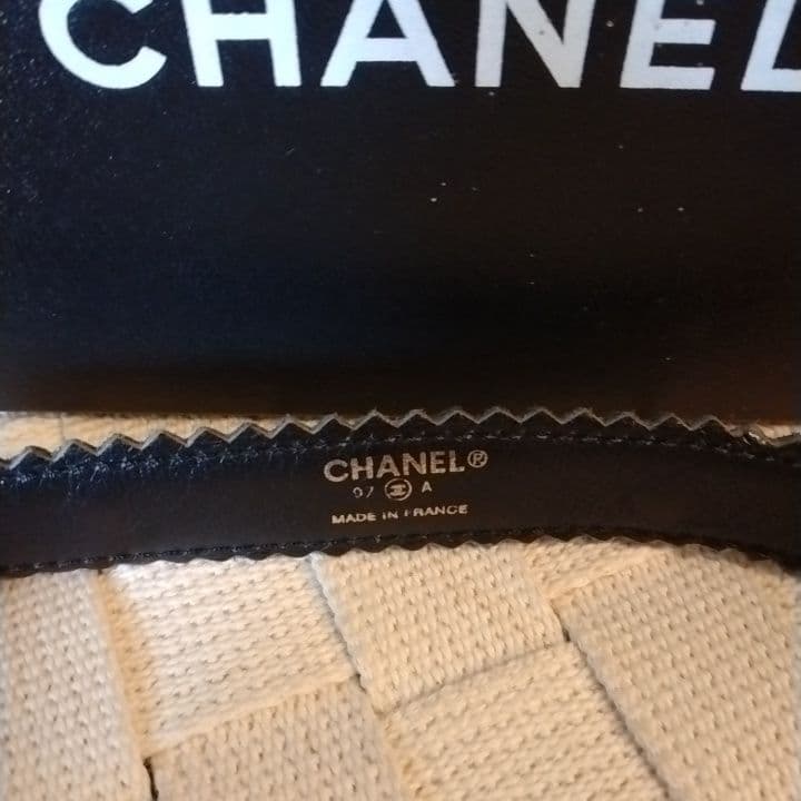 CHANEL　ヴィンテージシャネル細ベルト