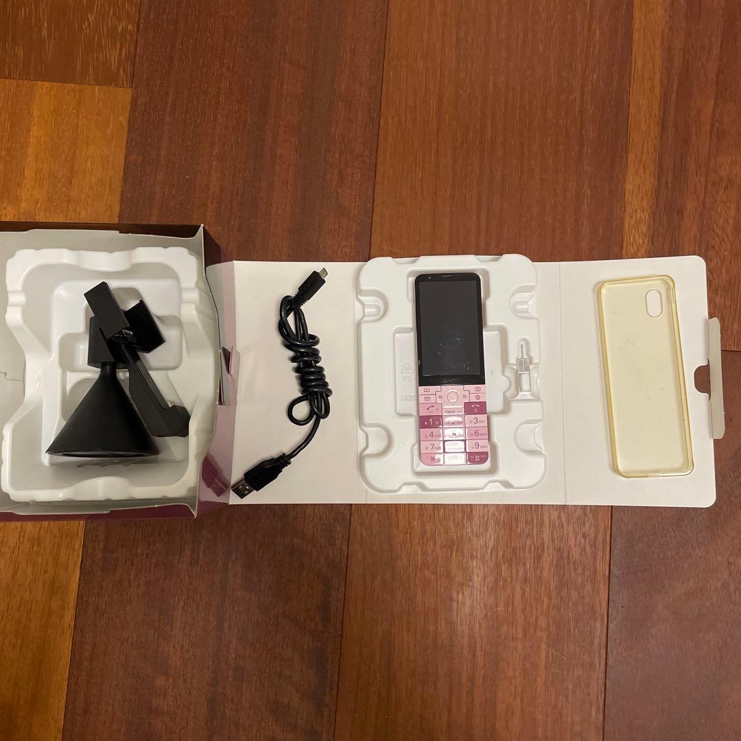 携帯電話本体 INFOBAR xv CHERRY BERRY