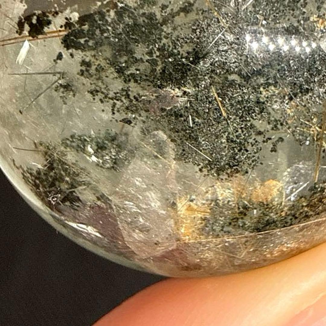 ルチル×クォーツインガーデンクォーツ　スフィア【ファントム、虹】ランダム台座付き