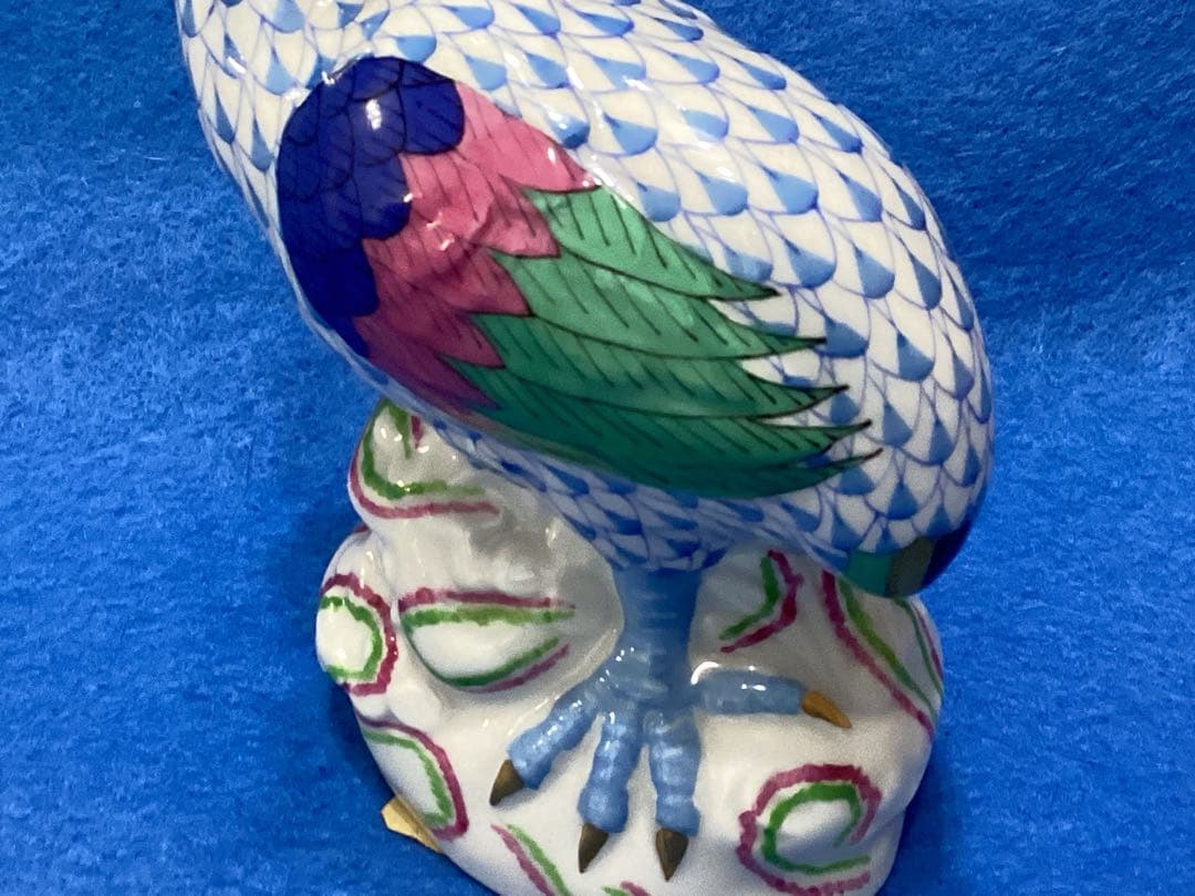 HEREND ヘレンド　手描き　ホロホロ鳥　フィギュリン　青と緑の羽模様の陶器製