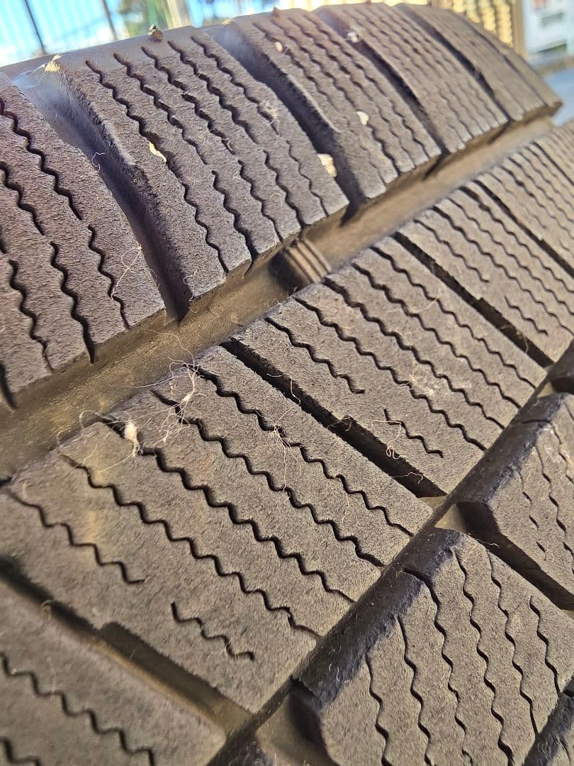 235/50R18 スタッドレス