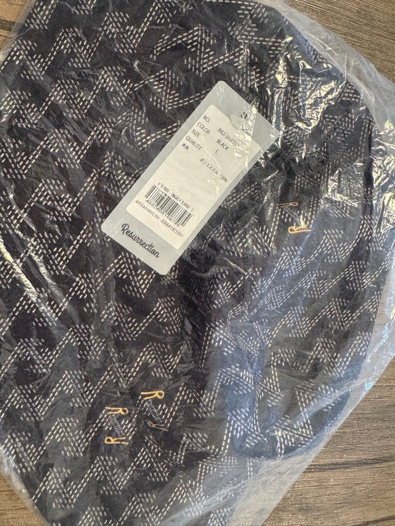 レザレクション　バケットハット