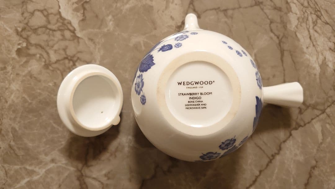 【期間限定値下～2/10】ウエッジウッド ストロベリー ブルーム インディゴ
