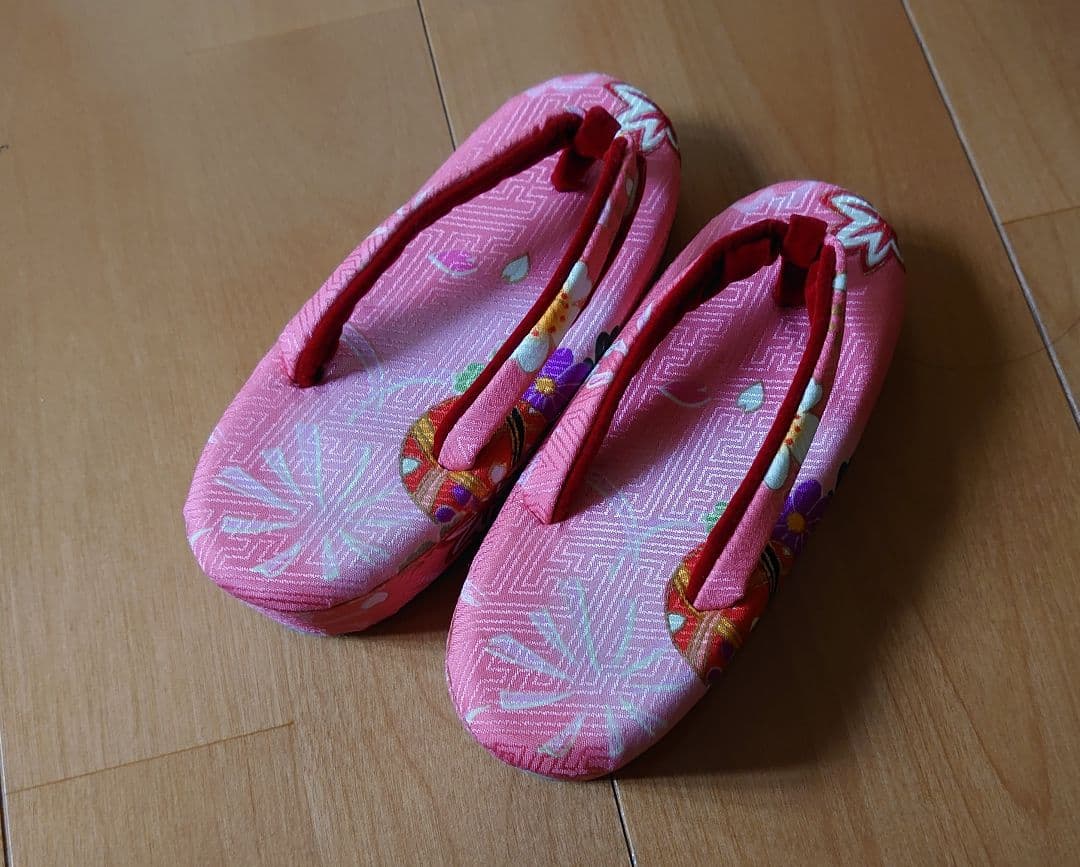 七五三 着物セット 草履 足袋 花柄お祝い着3歳5歳 お正月ひな祭り記念撮影写真