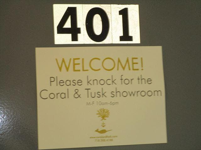 コーラル＆タスク ラッキーカエルポーチ「ベルポーチ付きラッキーフロッグ」NY18