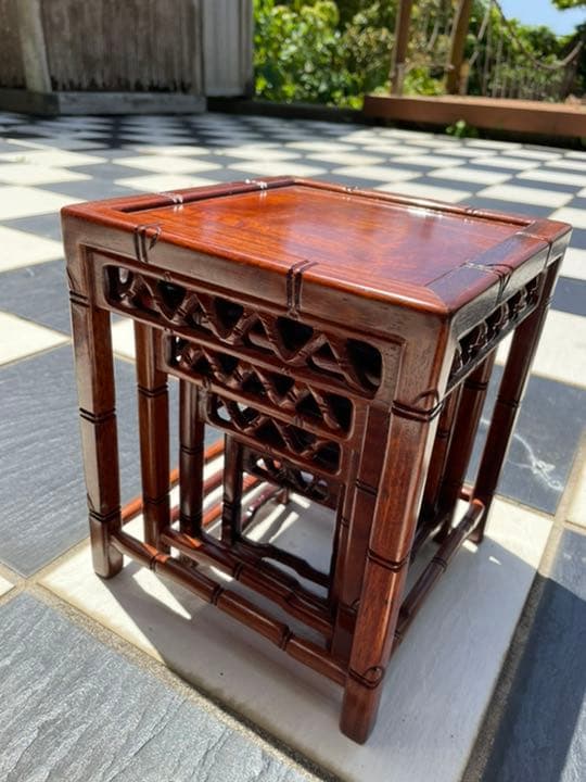 木の飾り棚　亀の子　椅子　アンティーク　４個セット