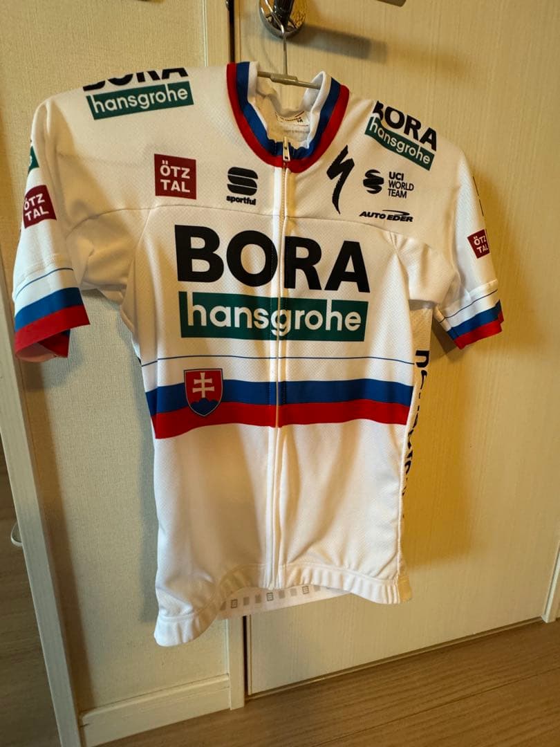 スロベニア　BORA hansgrohe サイクルジャージ 上下Mサイズ　サガン