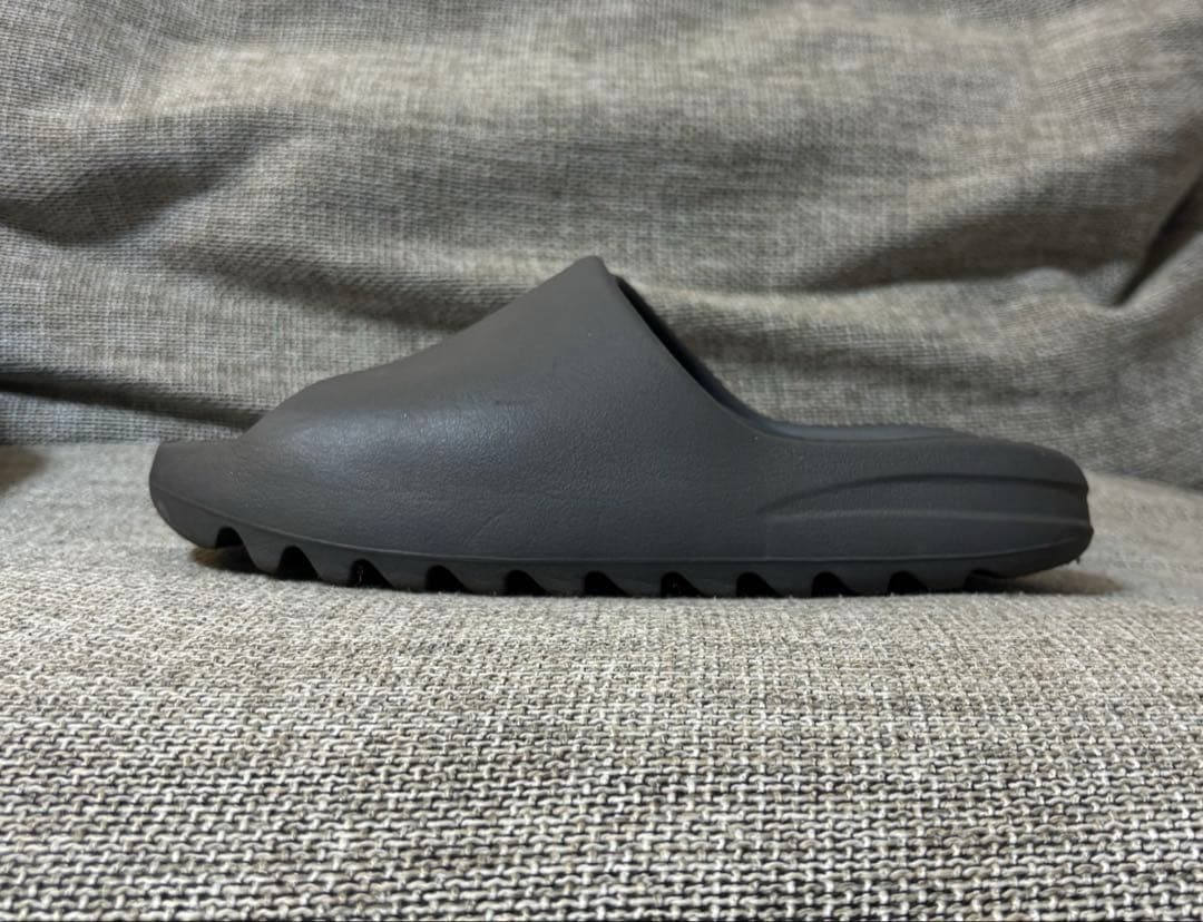 adidas YEEZY Slide Granite イージー スライド