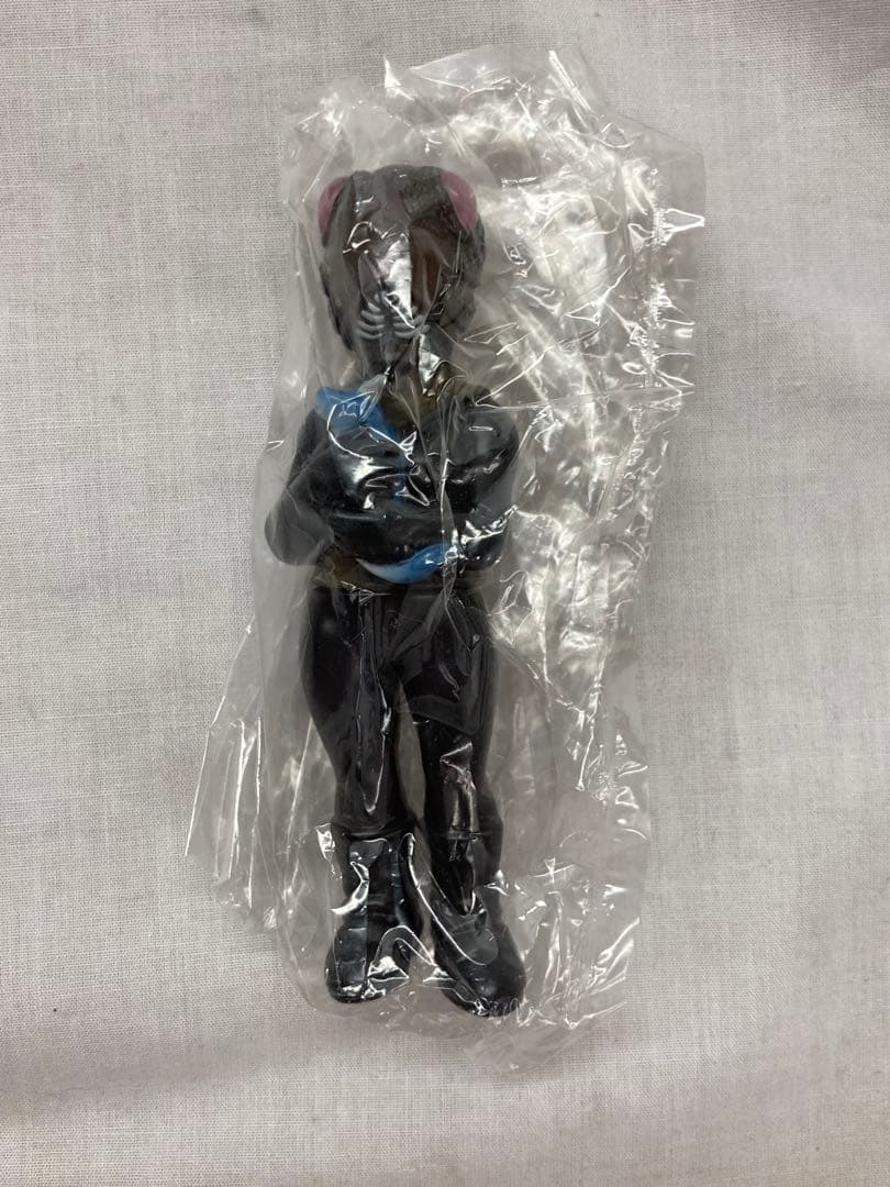 フューチャーモデルズ ￼ウルトラセブンソフビ シリーズ エレキングとピット星人