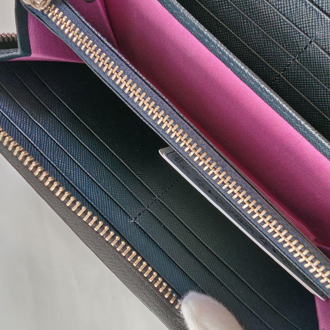 極美品　A.D.M.J. クロコ型押し THE Bee ラウンドジップ 長財布