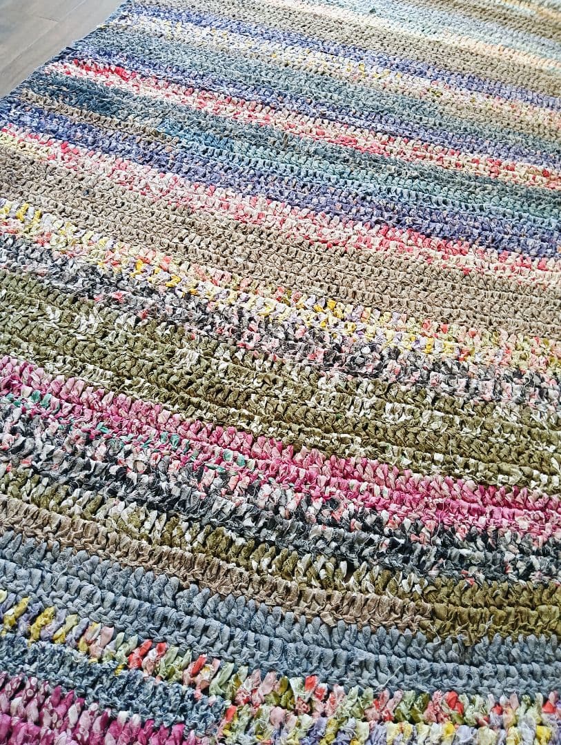 レア美品　昔の針編みの襤褸のフリークロス　敷物