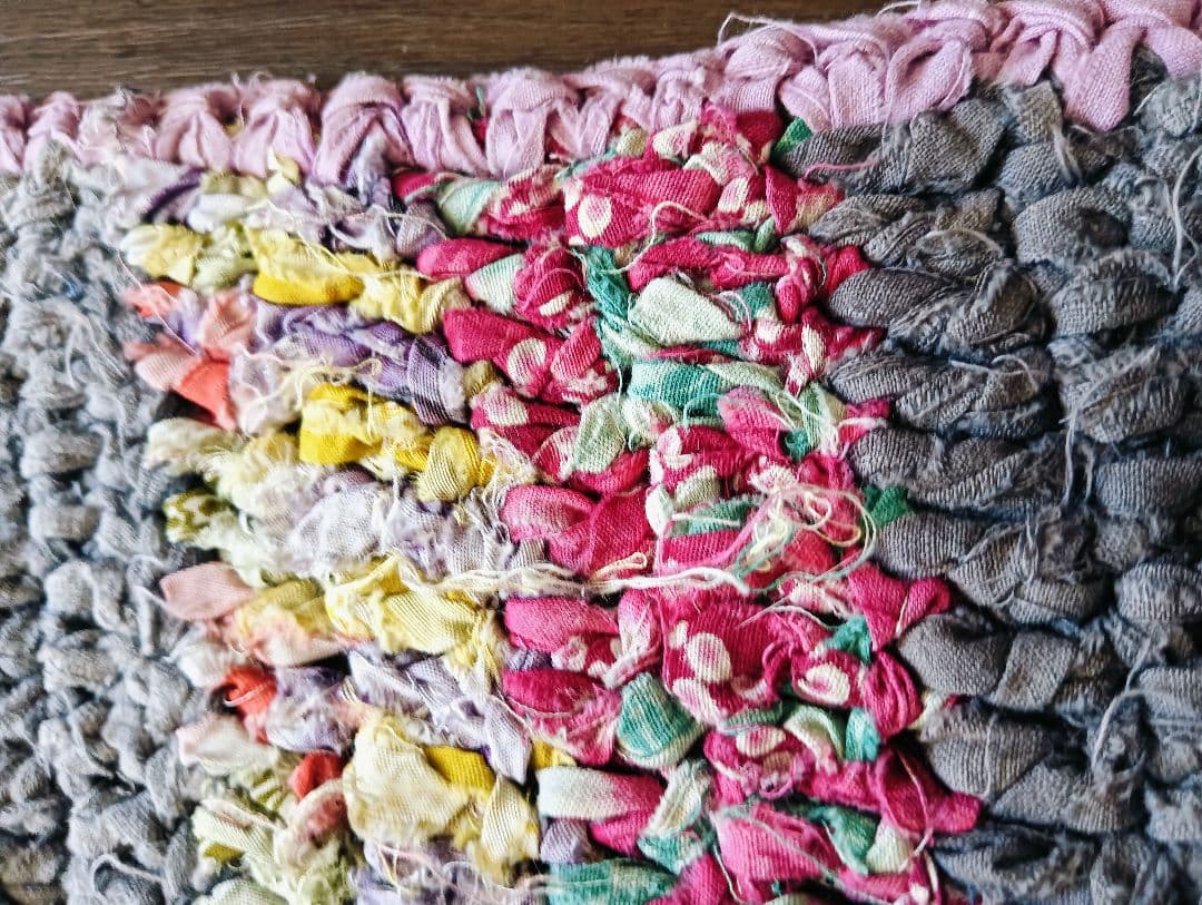 レア美品　昔の針編みの襤褸のフリークロス　敷物