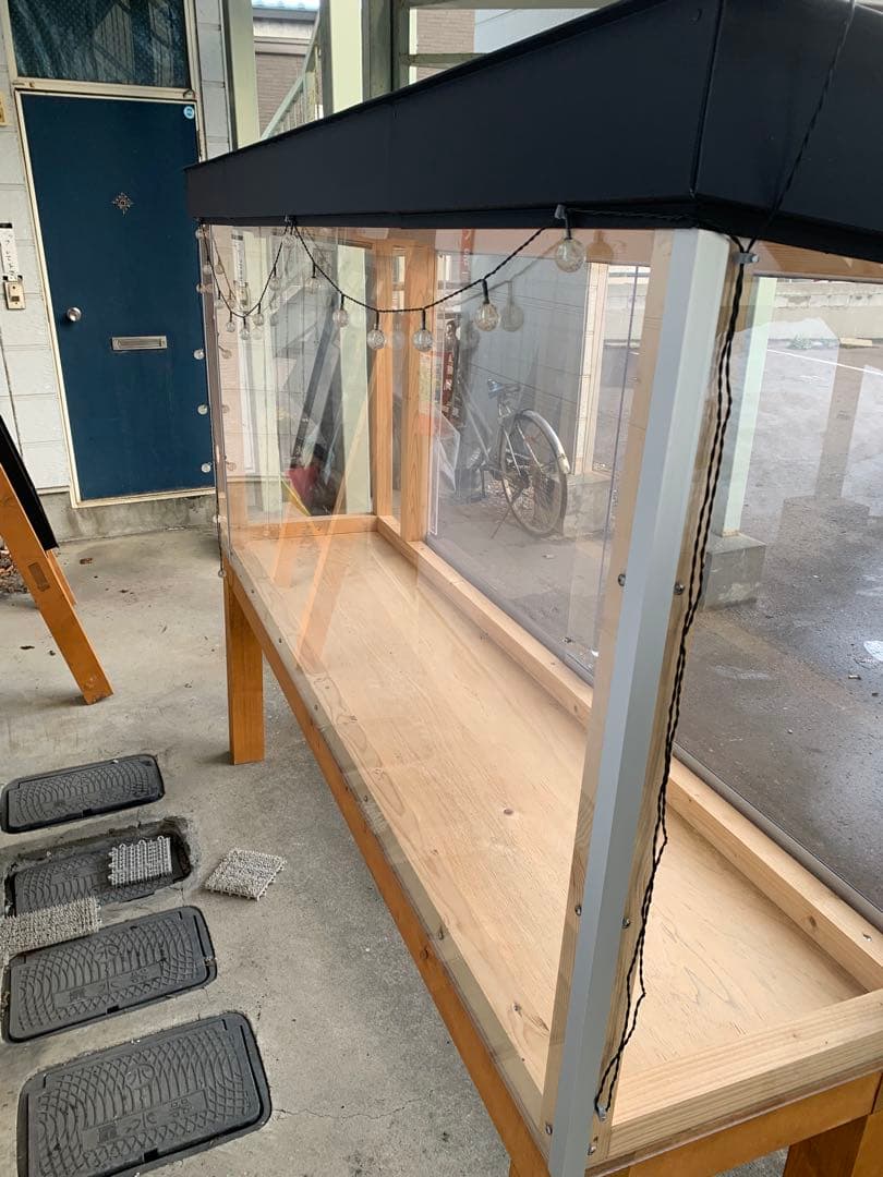 アクリル製ショーケース•掲示板等　大きめ