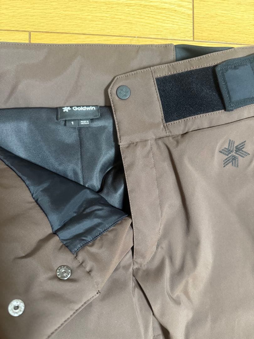 再値下げいたします　新品　Goldwin Sサイズ スキーウェア　上下セット