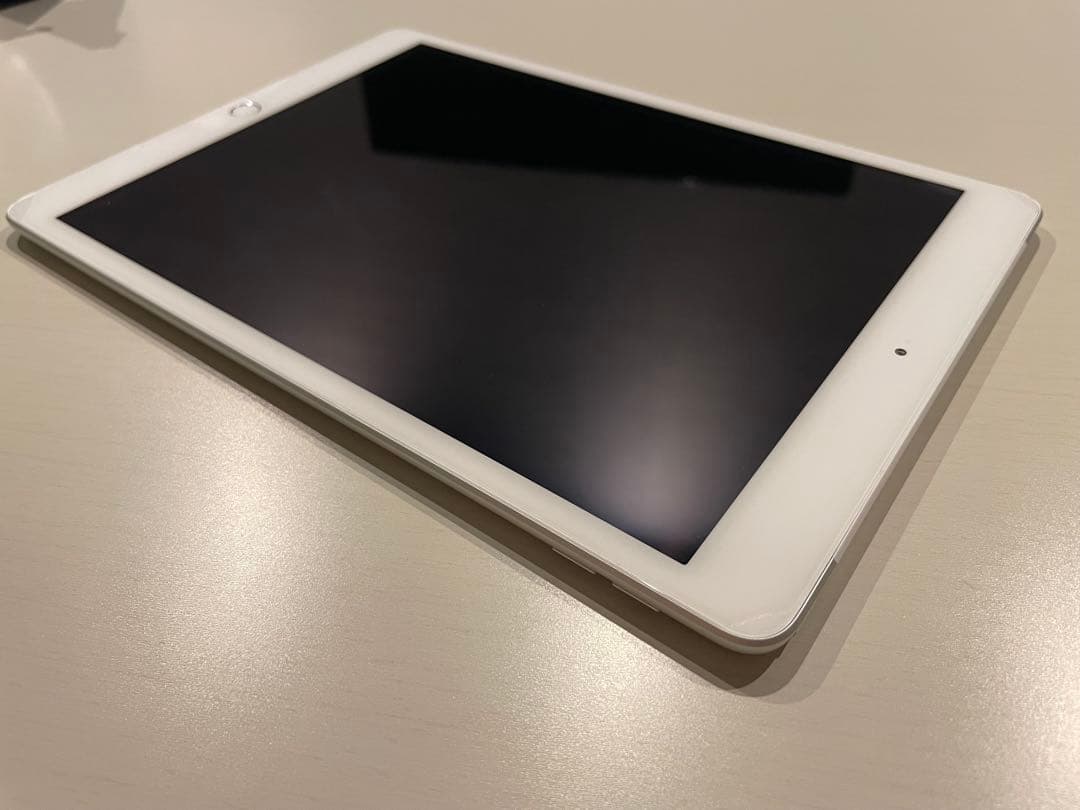 iPad 第7世代 WiFi+Cellular 32GB シルバー