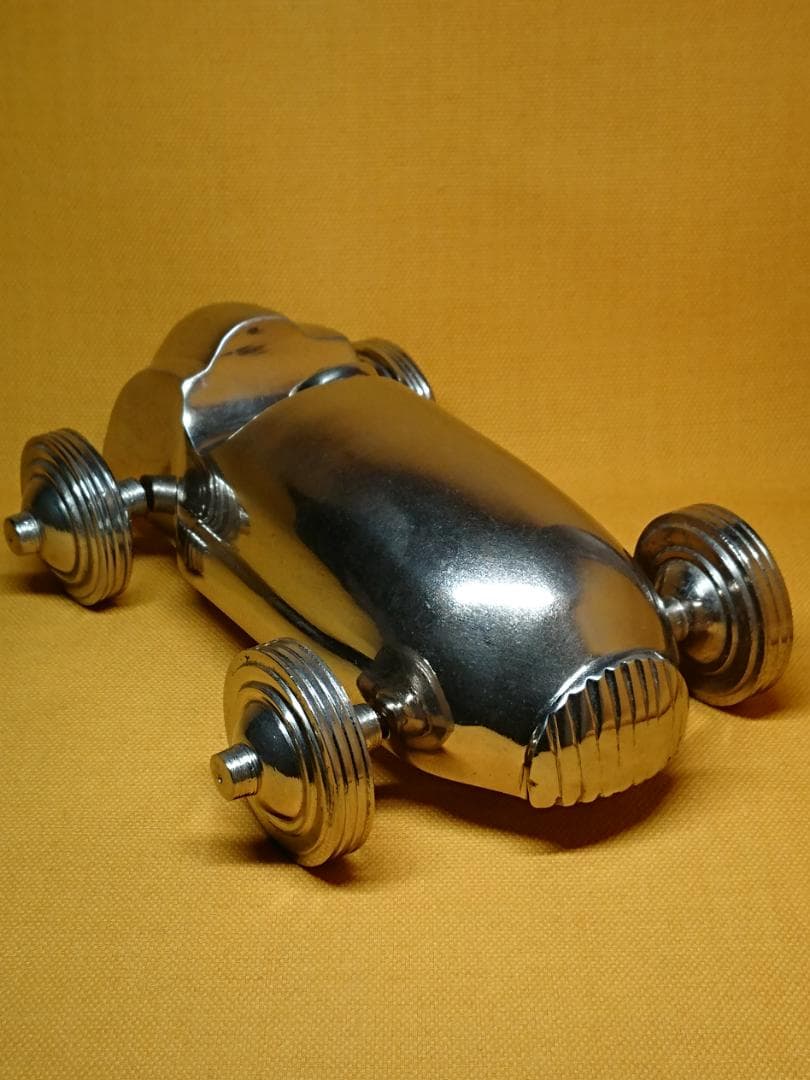 【美品】クルマ　金属　オブジェ　置物　インテリア　工芸品　美術品　A2564