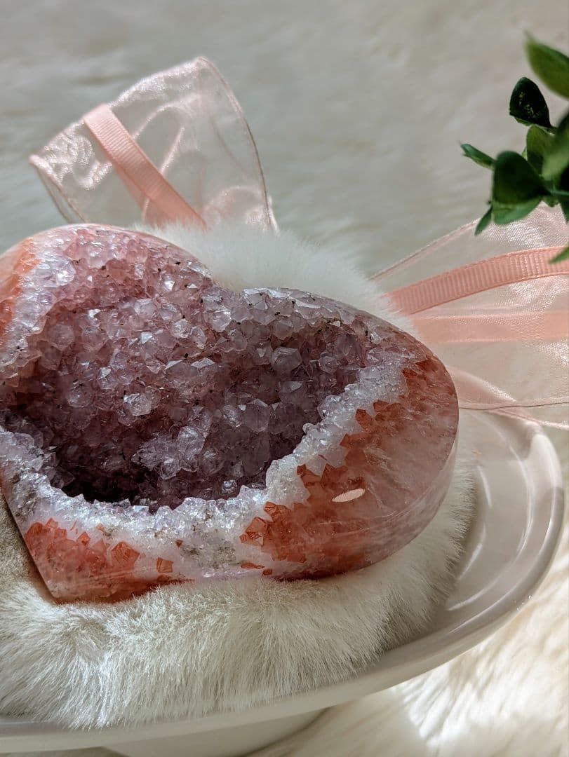 希少　☆瑪瑙　クラスター　ハート☆　ピンク　共生あり