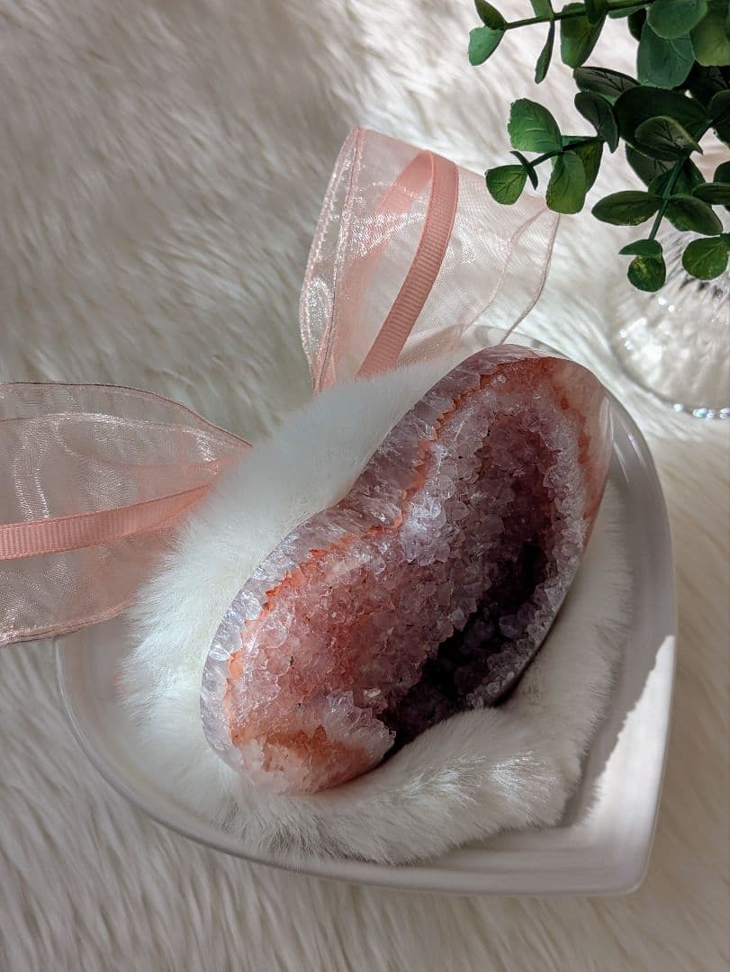 希少　☆瑪瑙　クラスター　ハート☆　ピンク　共生あり