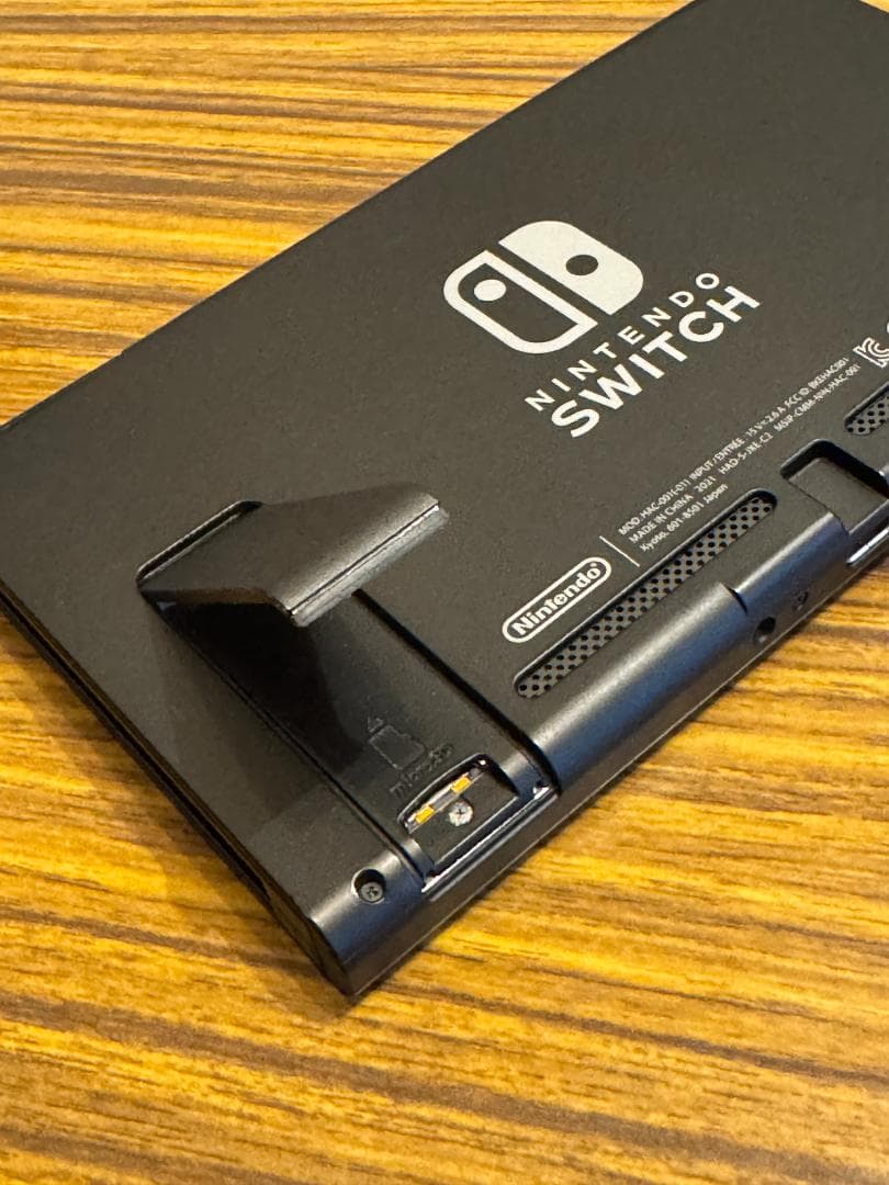 Nintendo Switch 本体セット 社外プロコン、ジョイコンスタンド付き