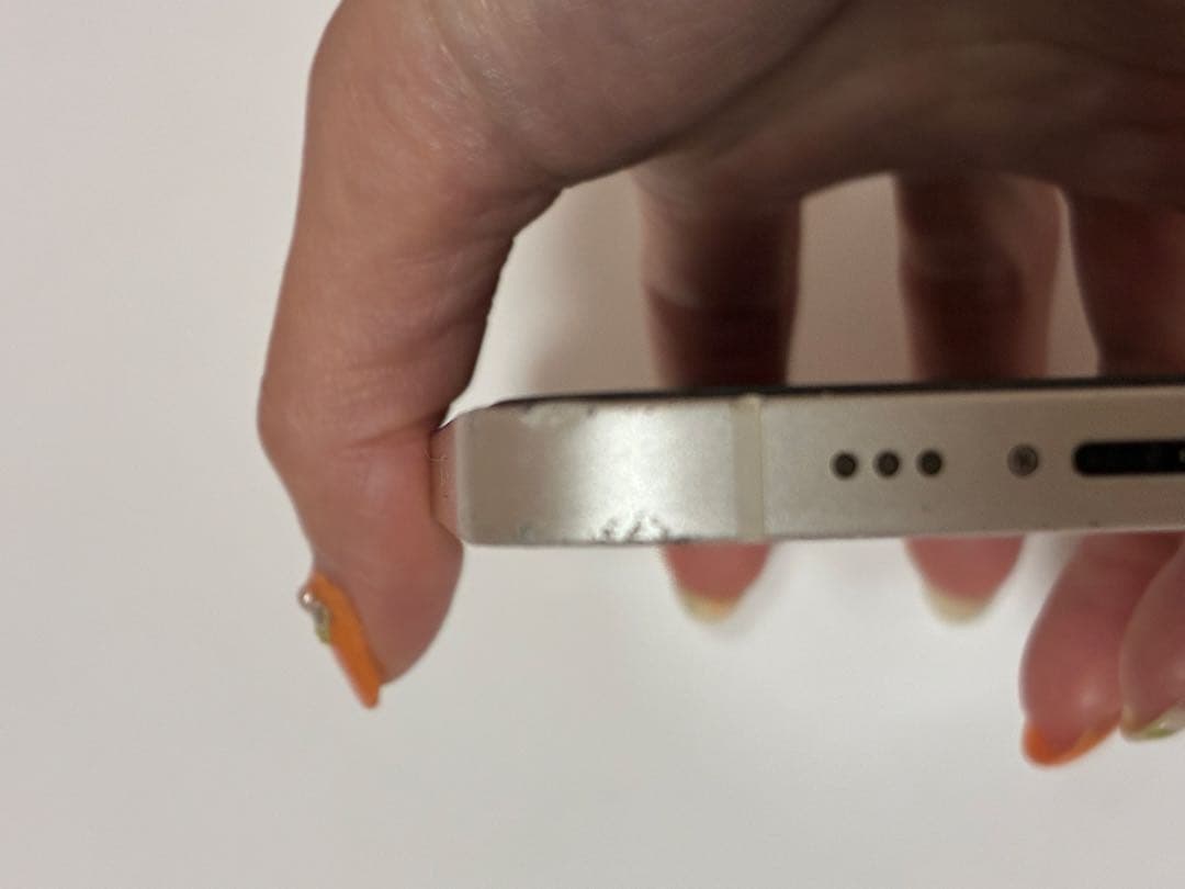 Apple iPhone 13 本体 128GB