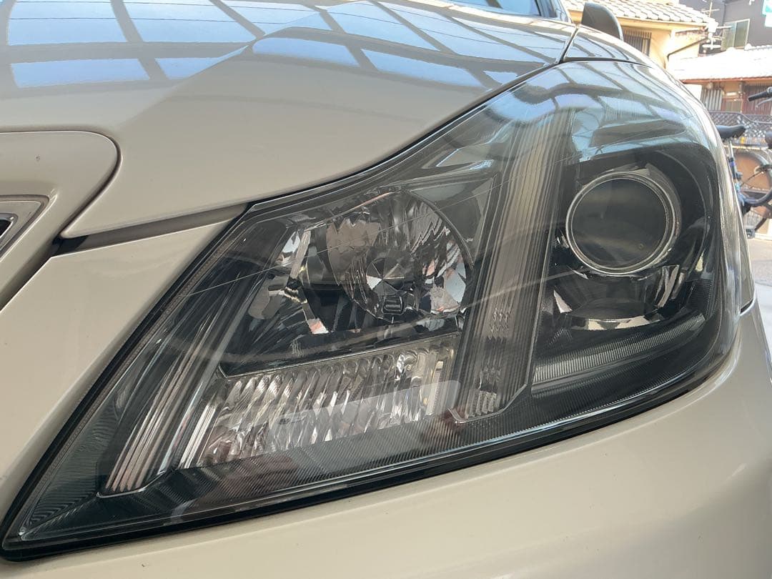 クラウン200系純正ヘッドライト左右