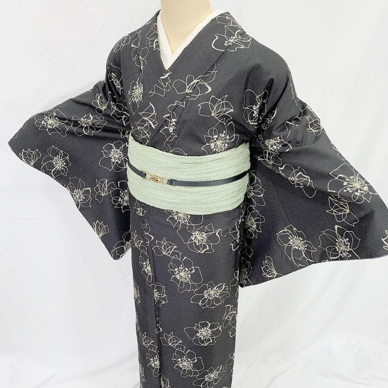 511mk49☆洗える着物！小紋 モダン 抽象的な花 薄めの黒☆美品