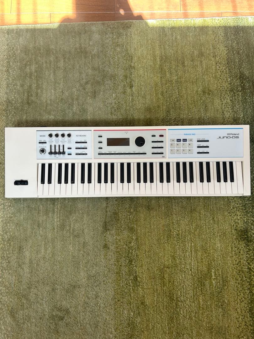 Roland ローランド JUNO-DS61 ホワイト