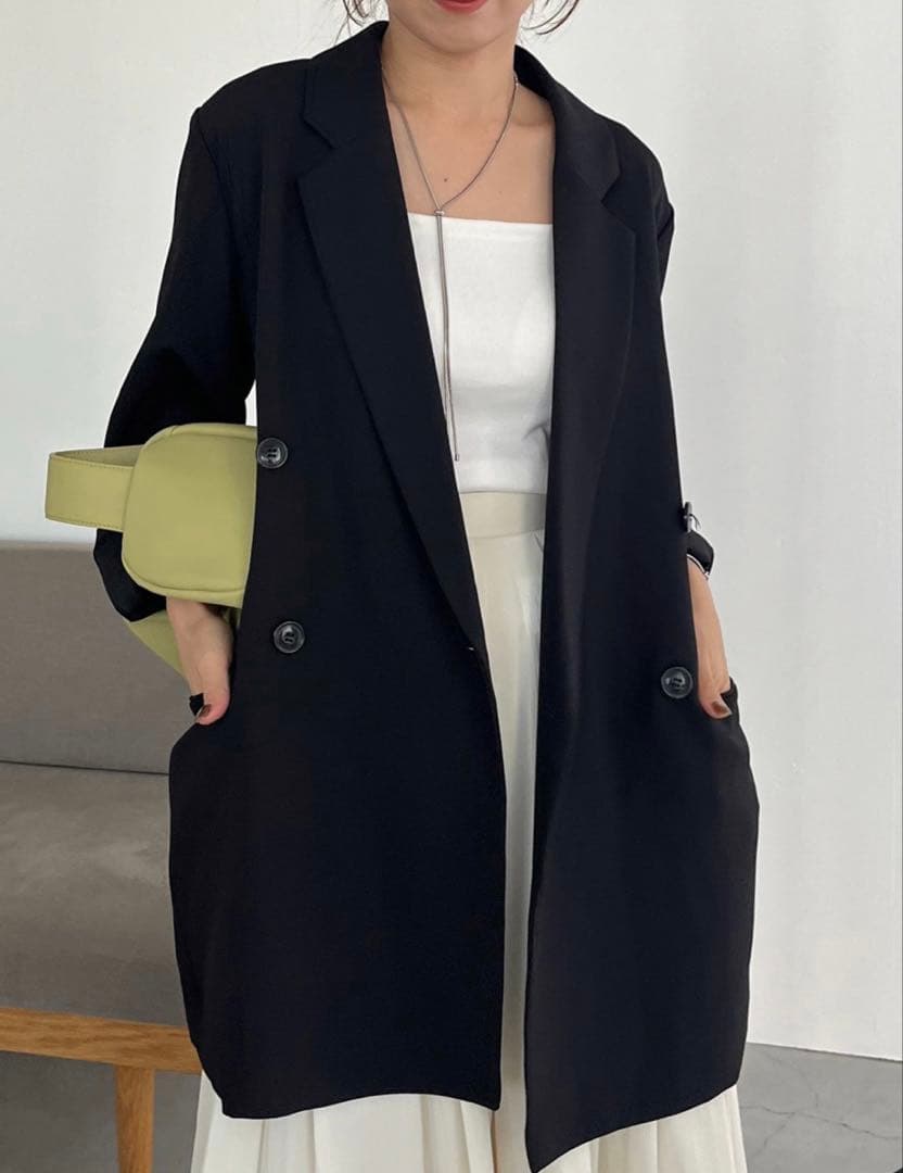 美品　カプリシューレマージュ　Ｗテーラージャケット　ブラック