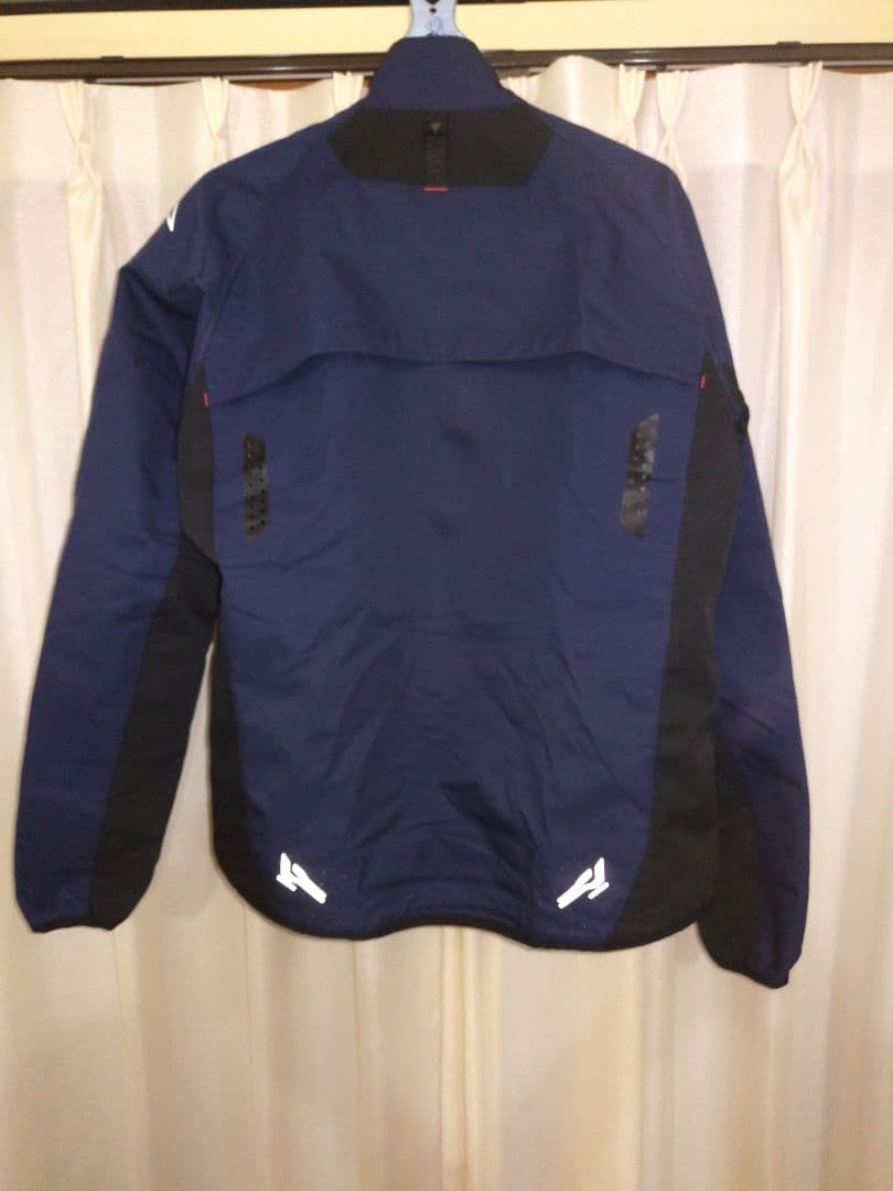 クシタニ　ウインドブレーカー　L