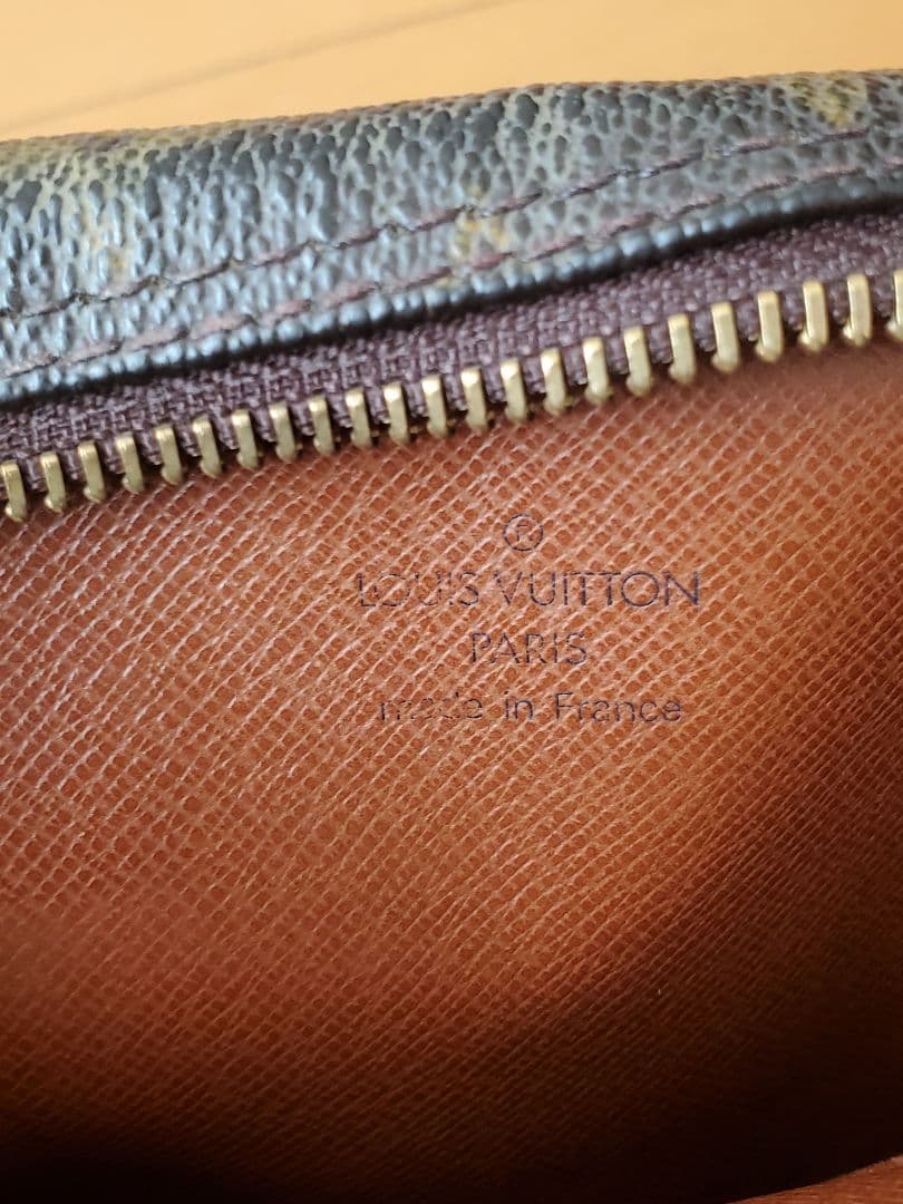 ルイヴィトン モノグラム アマゾン ショルダーバッグ