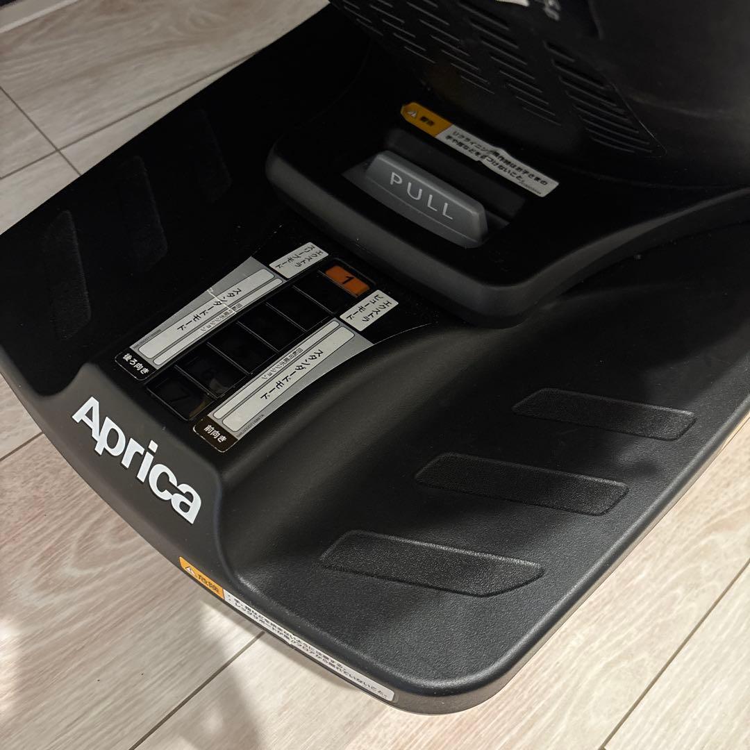Aprica クルリラプラス360°セーフティ車用チャイルドシート　⭐︎取説付き