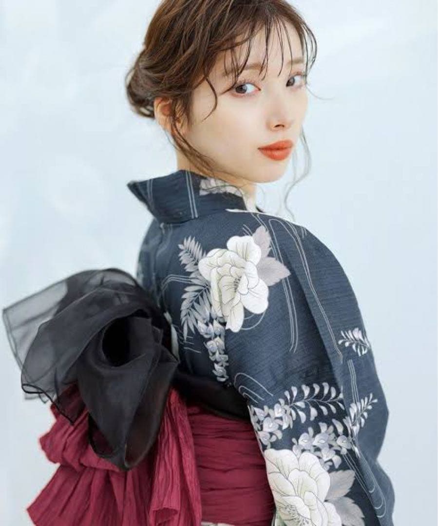 浴衣 dita 凪の藤ながれ