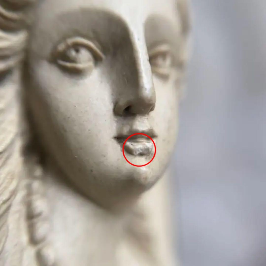 ラーバ　カメオ アンティーク ブローチ