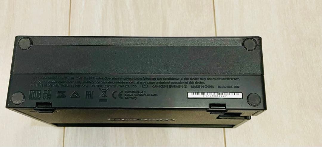 Nintendo Switch 本体 ハードケース 別途リモコン付き