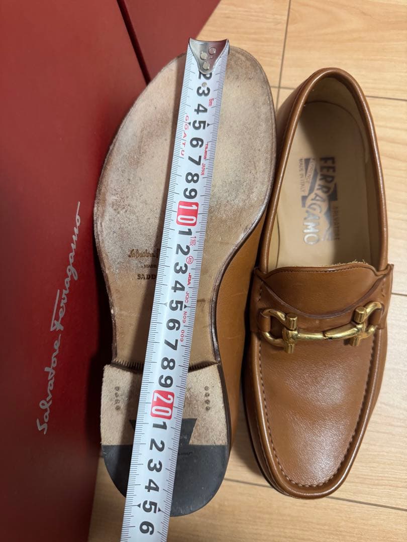 Salvatore Ferragamo ブラウン ローファー